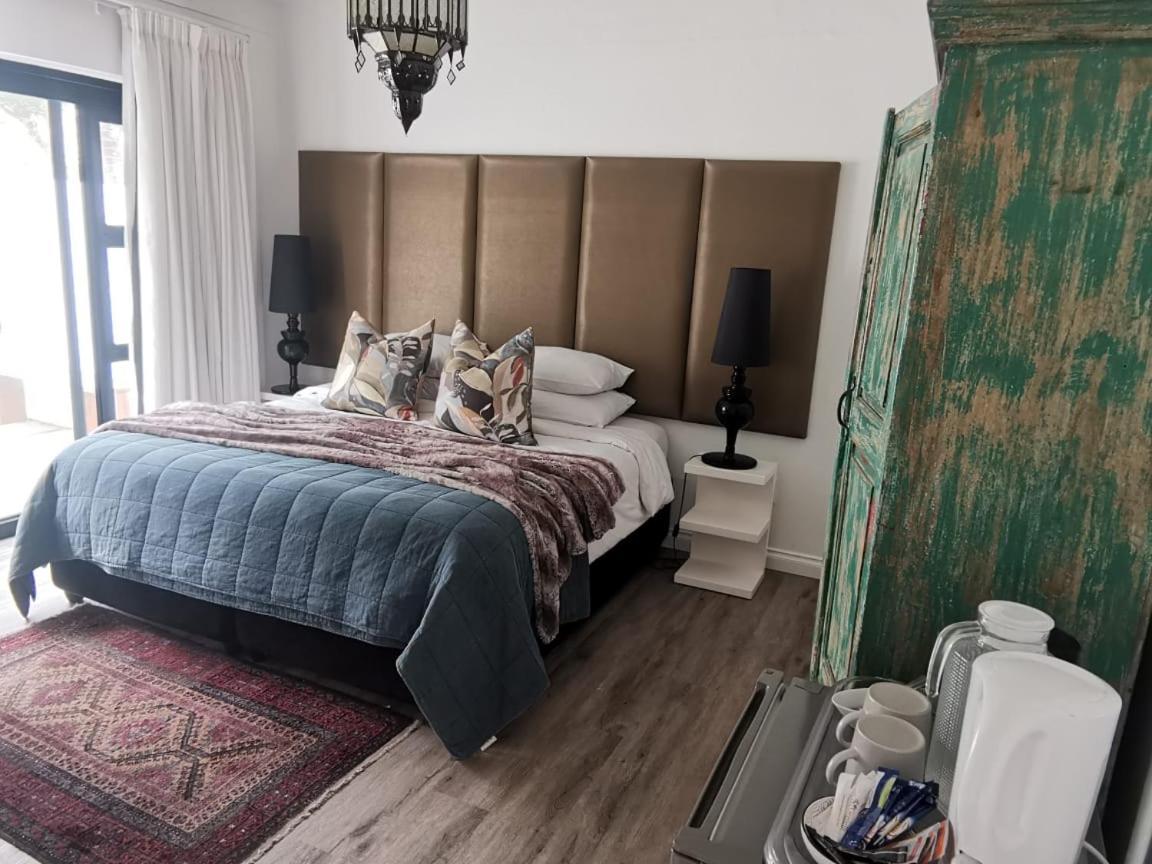 The Rez Guesthouse Уолфиш-Бей Экстерьер фото